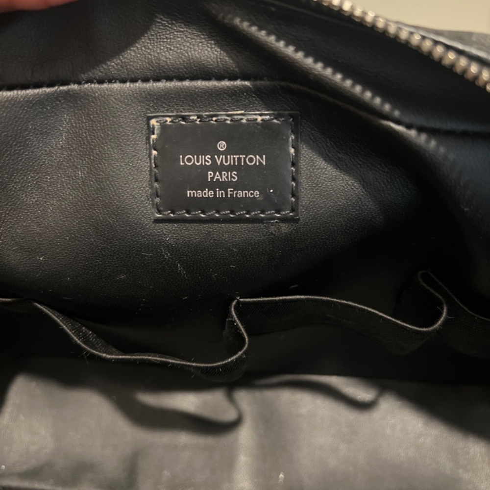 Louis Vuitton Damier Infini Toiletry Pouch - Picture 4 of 4